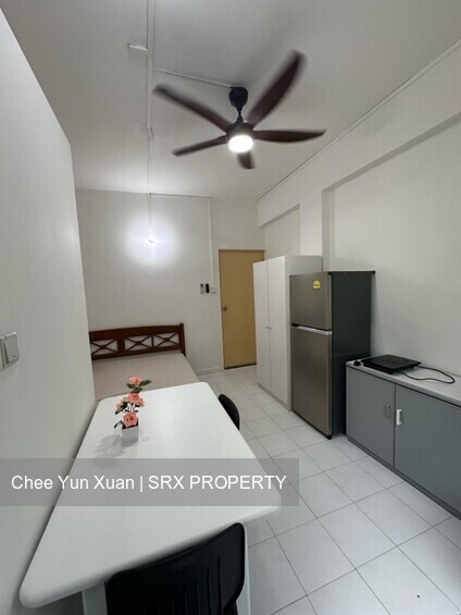 Sims Avenue (D14), Apartment #561525811